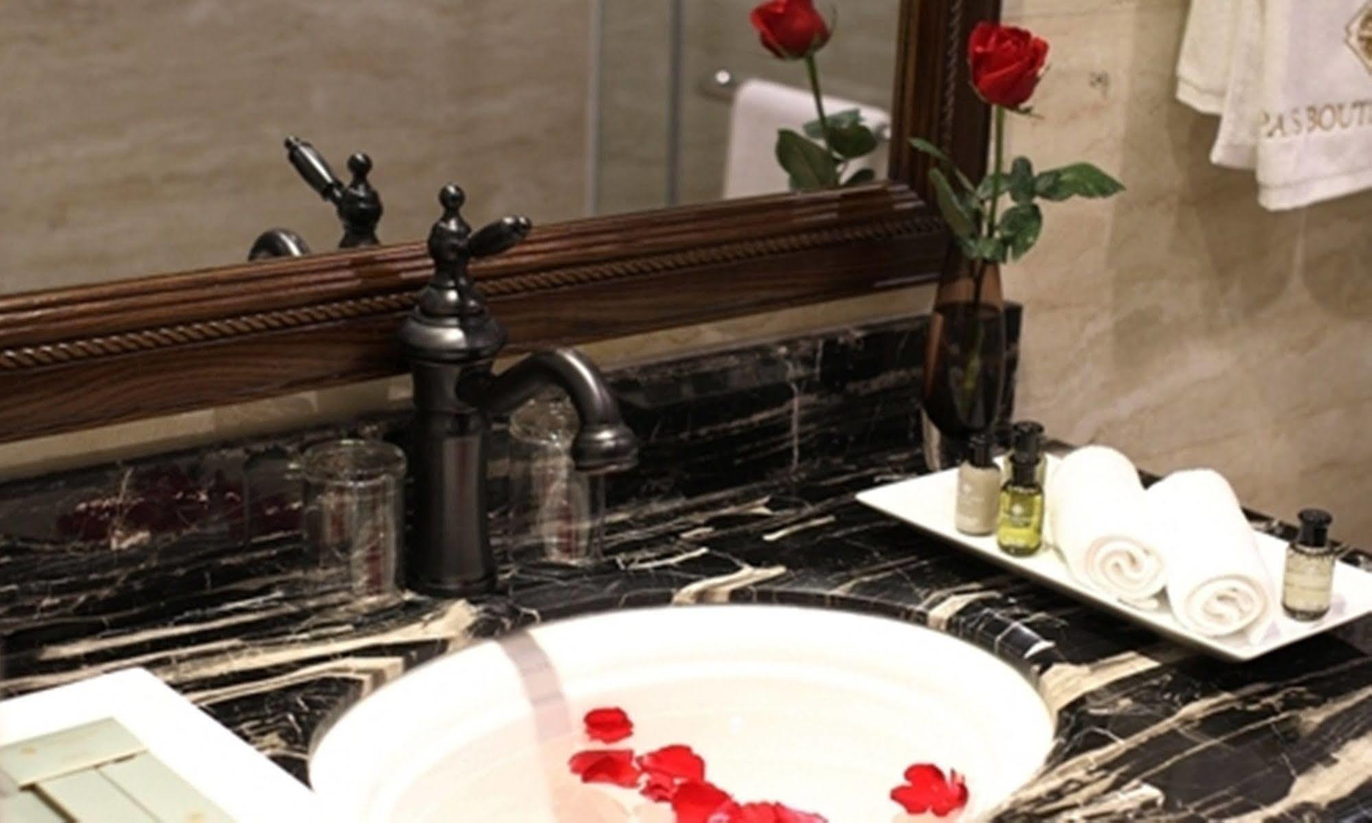 Paris Boutique Hotel Sapa Экстерьер фото